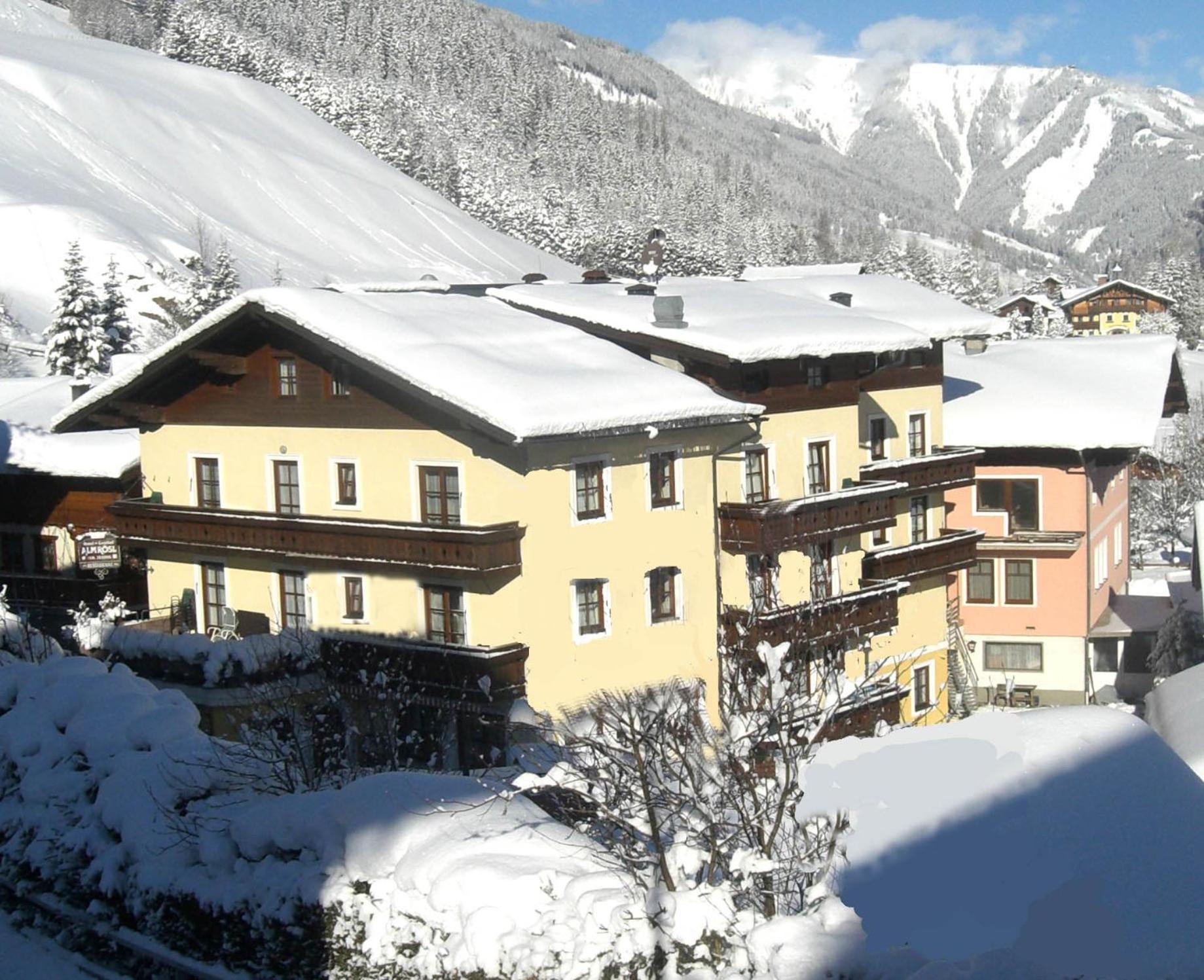 Landhotel Almroesl Im Grossarltal Hüttschlag Esterno foto